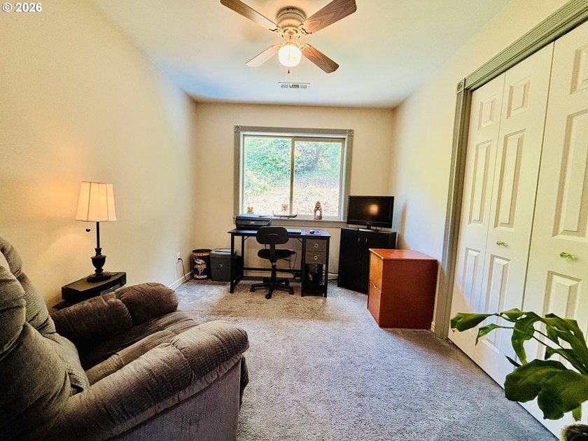 Immaculately maintained cedar sided home on 3.17 private acres - photo 38