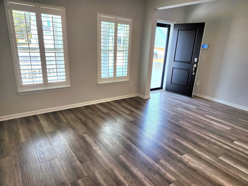 Price Improvement! Welcome to your dream home, this is the ONE - photo 16