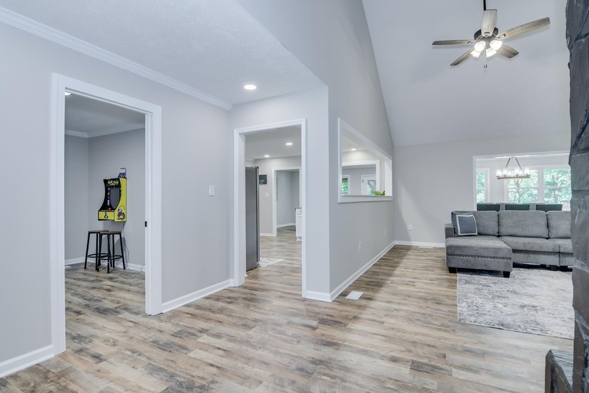 Located just 20 minutes from Evans, this updated Modoc lakehouse - photo 22