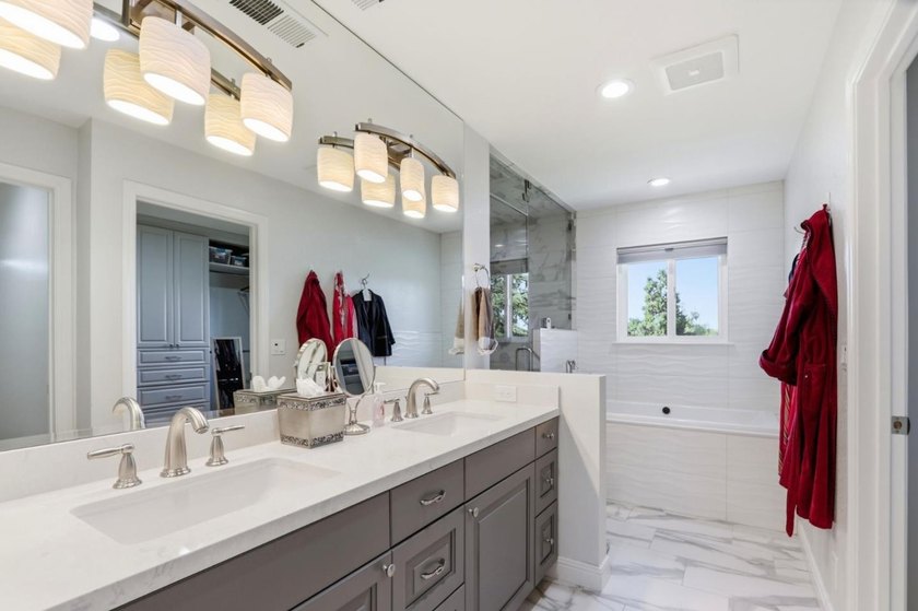 Nestled in Saratoga's highly coveted Golden Triangle, this - photo 25