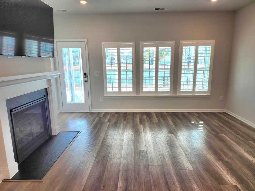 Price Improvement! Welcome to your dream home, this is the ONE - photo 33
