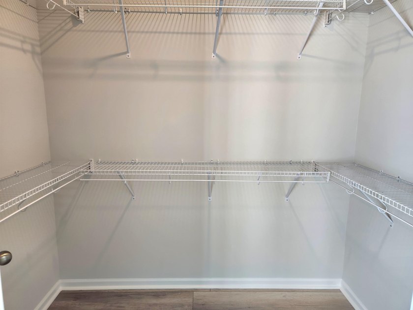 Price Improvement! Welcome to your dream home, this is the ONE - photo 42