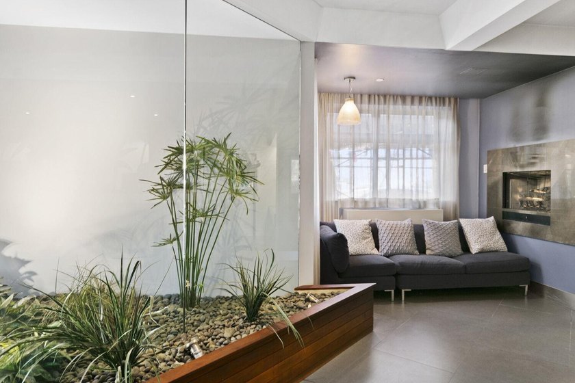 JUST LISTED BORDER OF NORTH/EAST WILLIAMSBURG 5 MIN WALK TO - photo 16