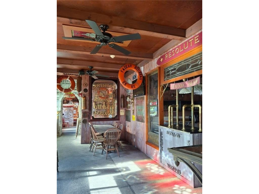 This is a one of a kind opportunity to own a Resturant in the - photo 11