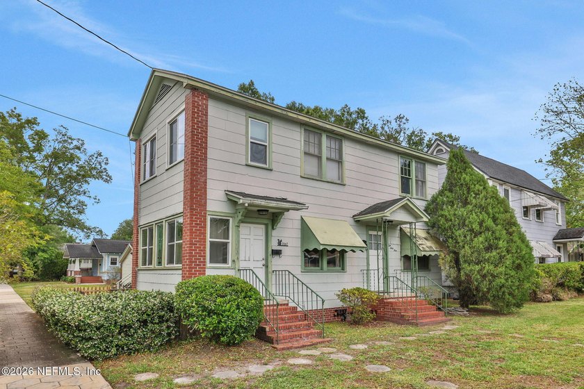 Whether you're looking to house hack and live in one unit, rent - photo 2