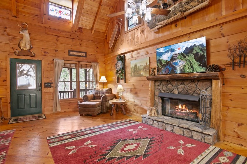 MOTIVATED SELLER! Ready to leave the noise behind? Welcome to - photo 12