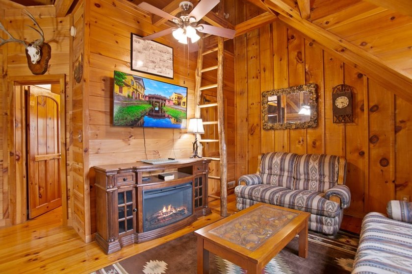 MOTIVATED SELLER! Ready to leave the noise behind? Welcome to - photo 42
