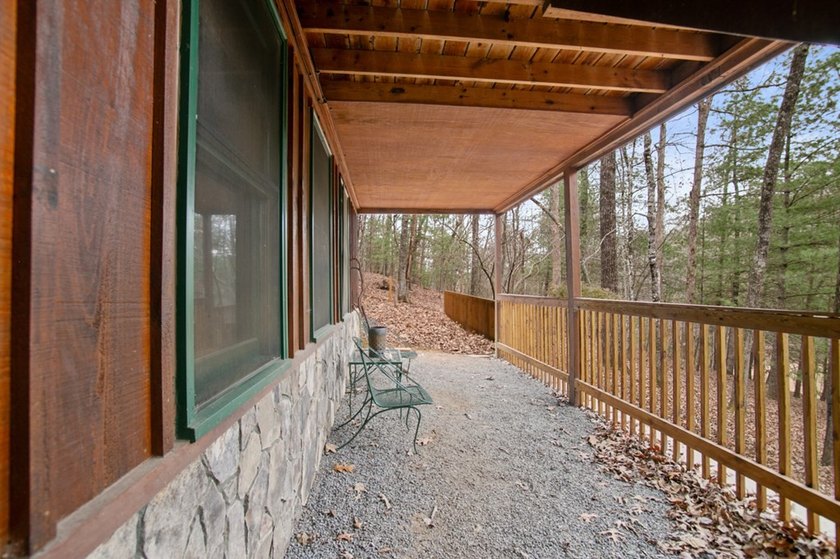 MOTIVATED SELLER! Ready to leave the noise behind? Welcome to - photo 48