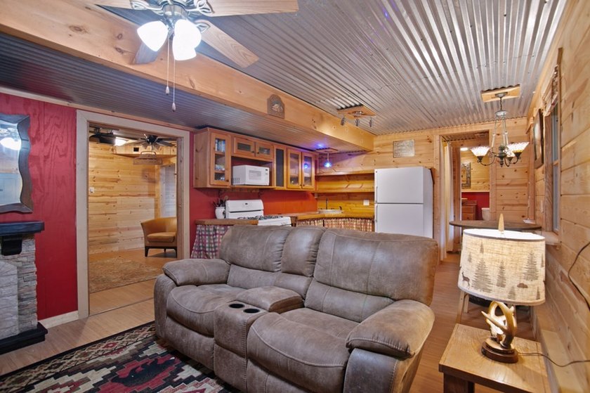 MOTIVATED SELLER! Ready to leave the noise behind? Welcome to - photo 49