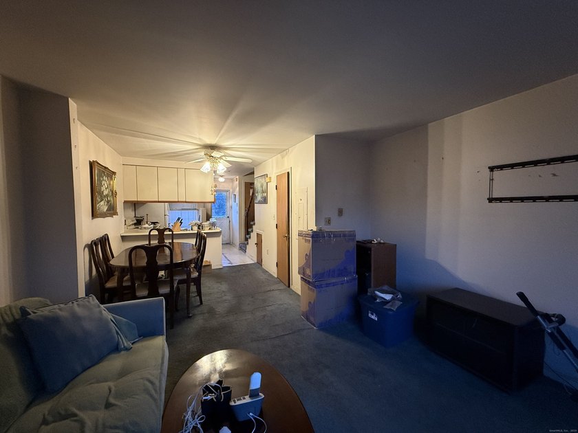 Opportunity awaits in this Liberty Square 2-bedroom apartment - photo 5