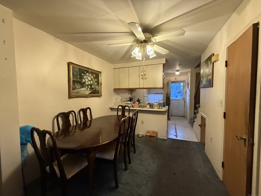 Opportunity awaits in this Liberty Square 2-bedroom apartment - photo 6