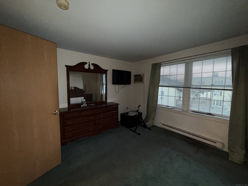Opportunity awaits in this Liberty Square 2-bedroom apartment - photo 8