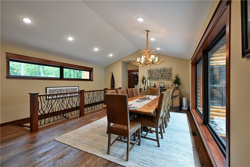Exquisite lakefront estate on Victory Heights showcasing 240 - photo 18