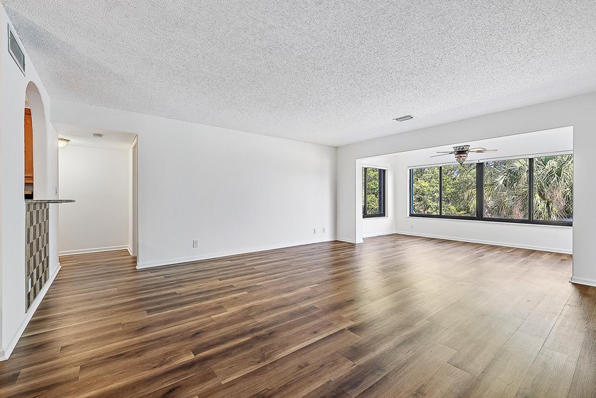 Ocean Parks community has it all! Located within a short - photo 3