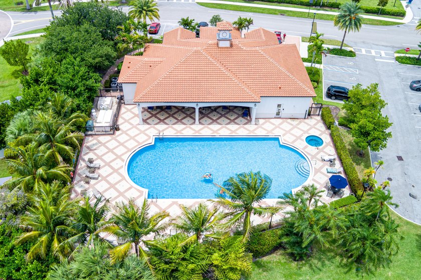 Rare corner-lot townhome with a 2-car garage in a quiet, gated - photo 5