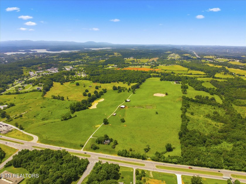 PRIME COMMERCIAL DEVELOPMENT OPPORTUNITY - HISTORIC DANDRIDGE - photo 5
