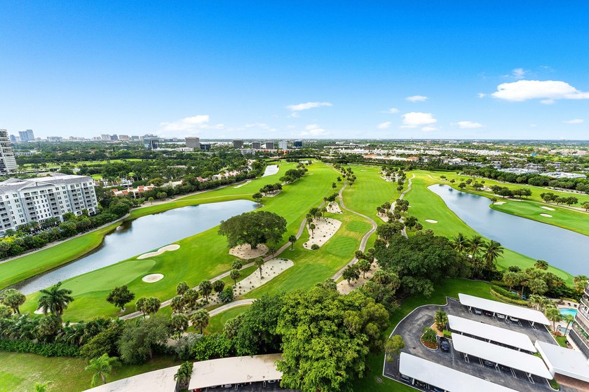 Beautiful Executive condo in the heart of west palm beach. This - photo 3