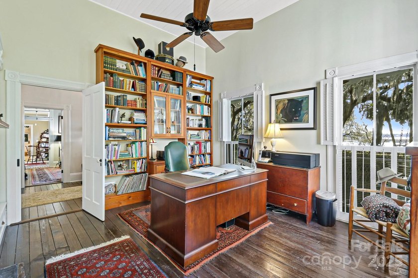131 Pritchard Street, located in the historic heart of Bluffton - photo 16