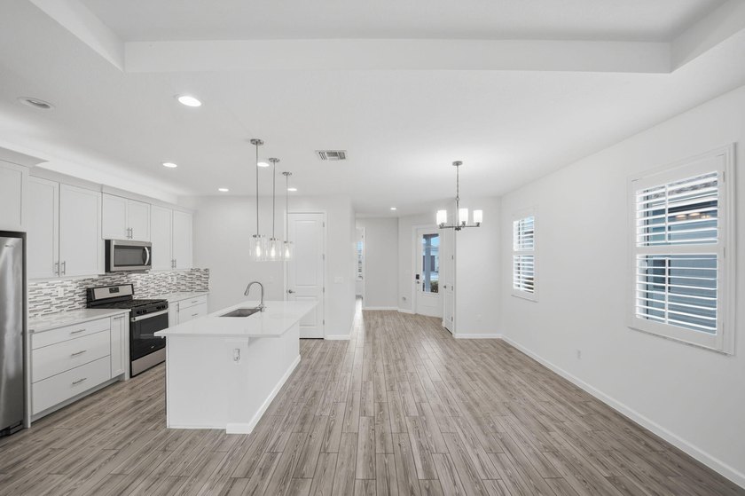 Live in America's #1 hottest ZIP code - 34987 in Port St. Lucie! - photo 18