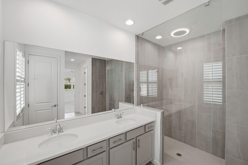 Live in America's #1 hottest ZIP code - 34987 in Port St. Lucie! - photo 26