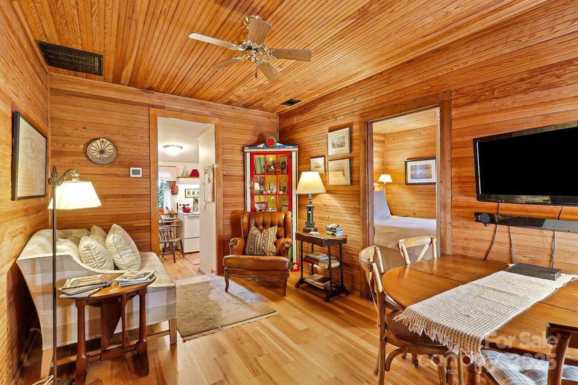 131 Pritchard Street, located in the historic heart of Bluffton - photo 37