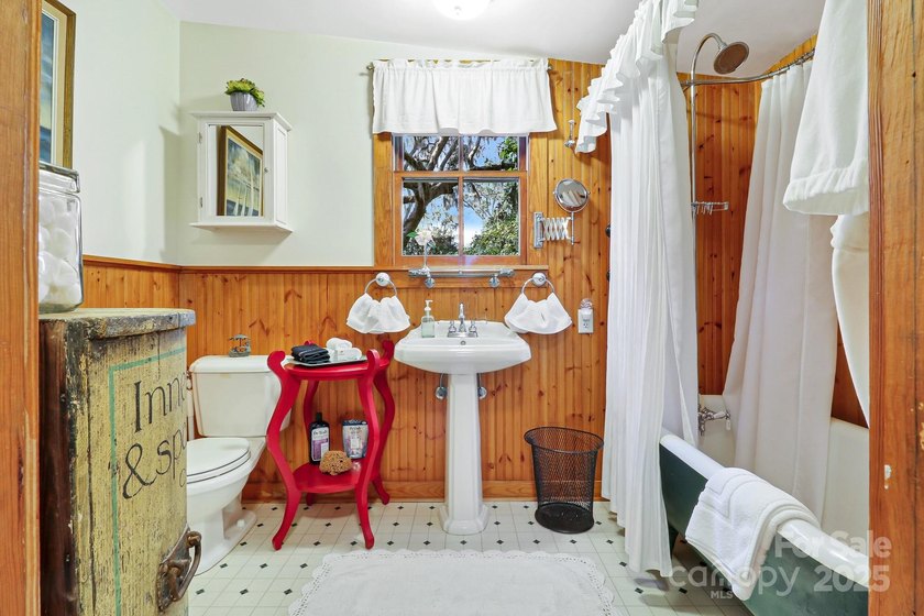 131 Pritchard Street, located in the historic heart of Bluffton - photo 40