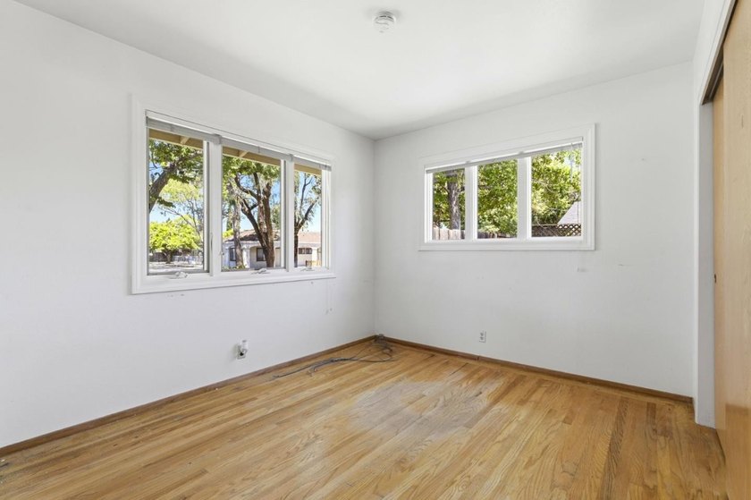 Location, Location, Location! Set on a generous sized corner lot - photo 19
