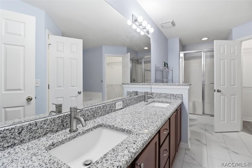 Beautifully updated, this 4-bedroom plus office pool home is - photo 26