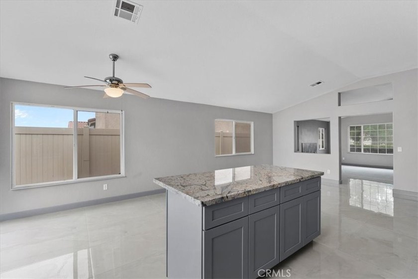 Deal of the Century - A Must-See! Located in the desirable - photo 14