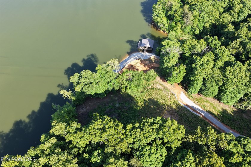 Rare opportunity for premium main channel waterfront lot with - photo 5