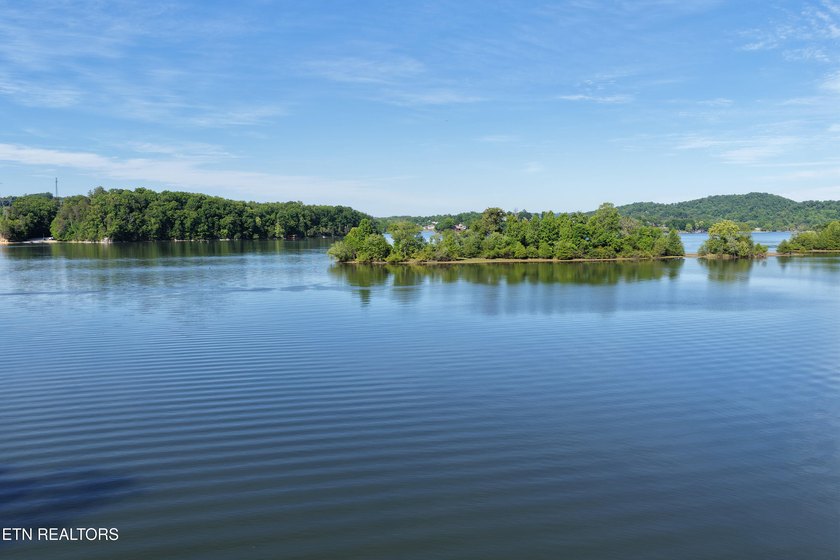 Rare opportunity for premium main channel waterfront lot with - photo 6