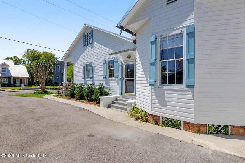 Timeless Charm Meets Modern Living -- Minutes from Downtown Bay - photo 4