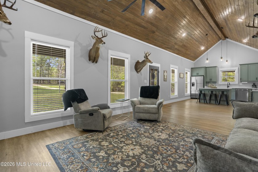 Charming 2-bedroom, 2-bath home on 7.55 acres, built in 2025 - photo 10