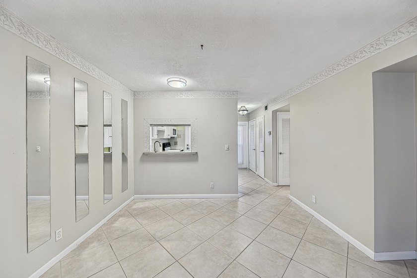LOVELY EAST FACING UPDATED 2/2 second floor garden view unit in - photo 10