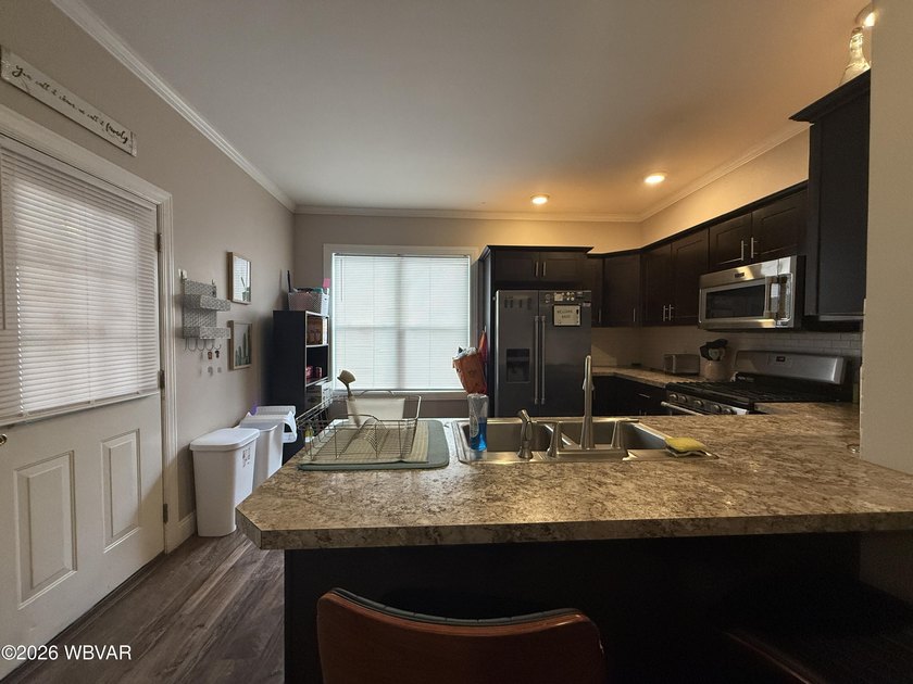 Turnkey student housing investment just minutes from - photo 14