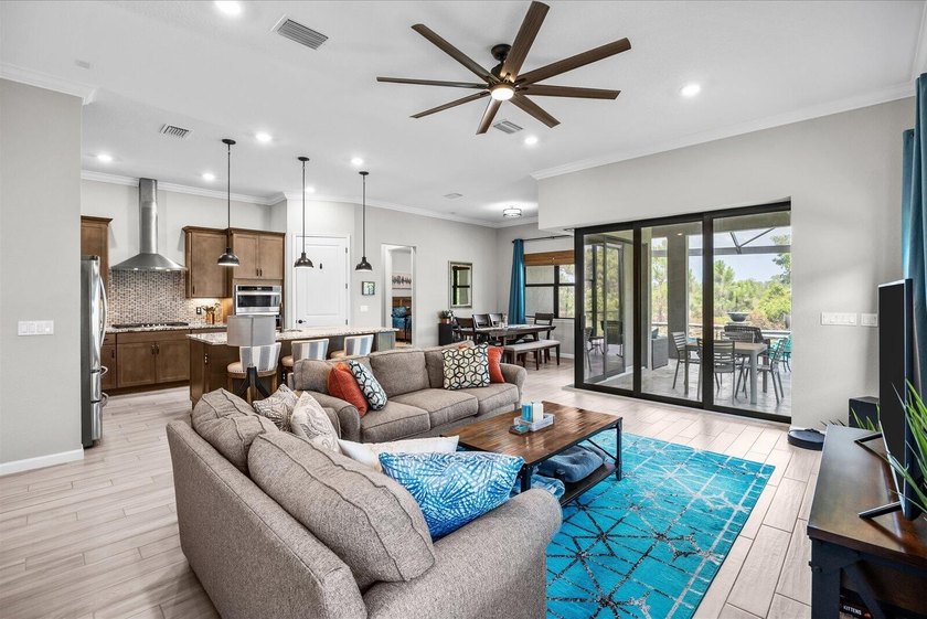 Premium corner homesite in Veranda Gardens with only one - photo 6