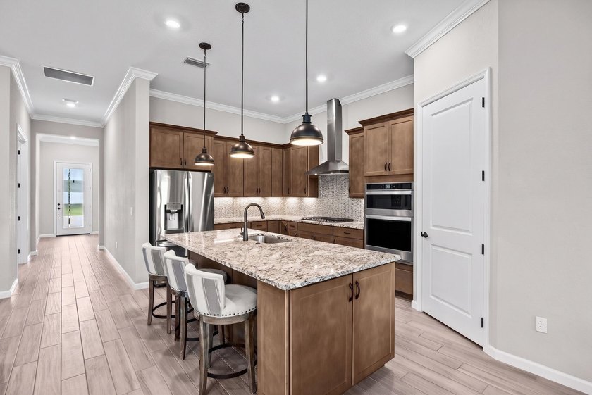 Premium corner homesite in Veranda Gardens with only one - photo 7
