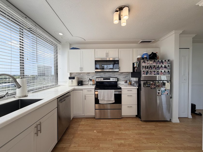 Enjoy effortless Florida living in this bright and inviting - photo 9
