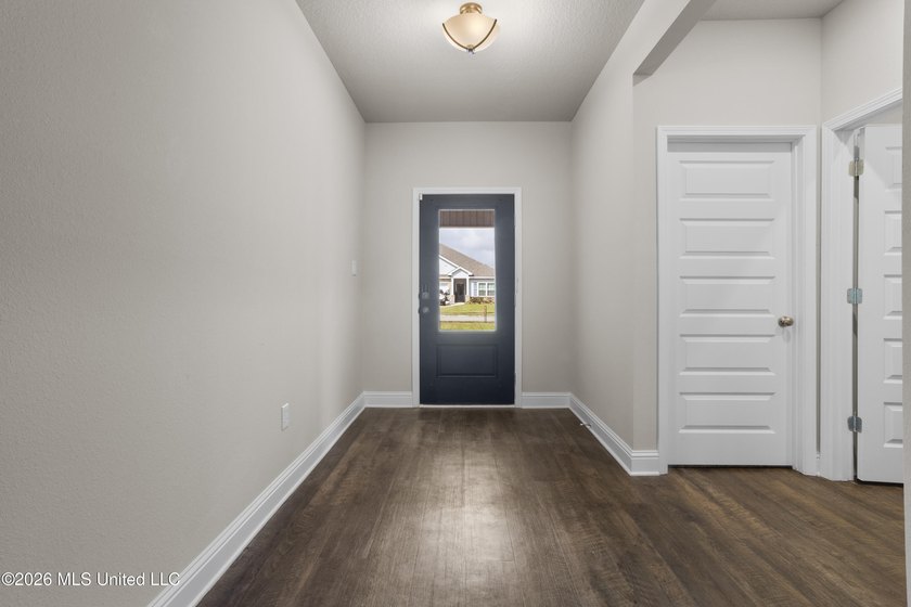 ASSUMABLE VA LOAN WITH 2.875% RATE! Brand new listing in the - photo 5