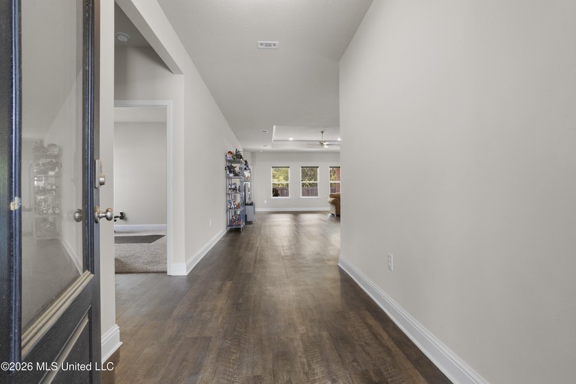 ASSUMABLE VA LOAN WITH 2.875% RATE! Brand new listing in the - photo 6