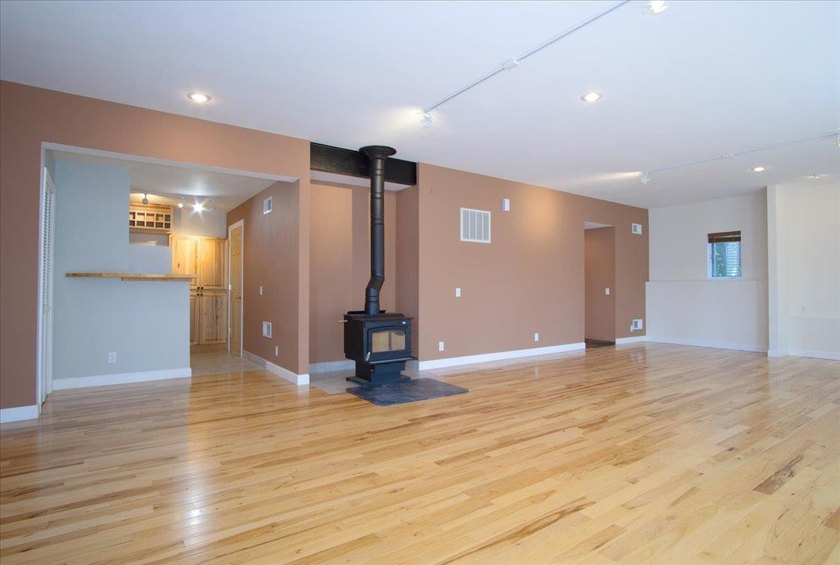 Beautiful LAKE KEGONSA HOME with 50' of frontage, pier, and - photo 47