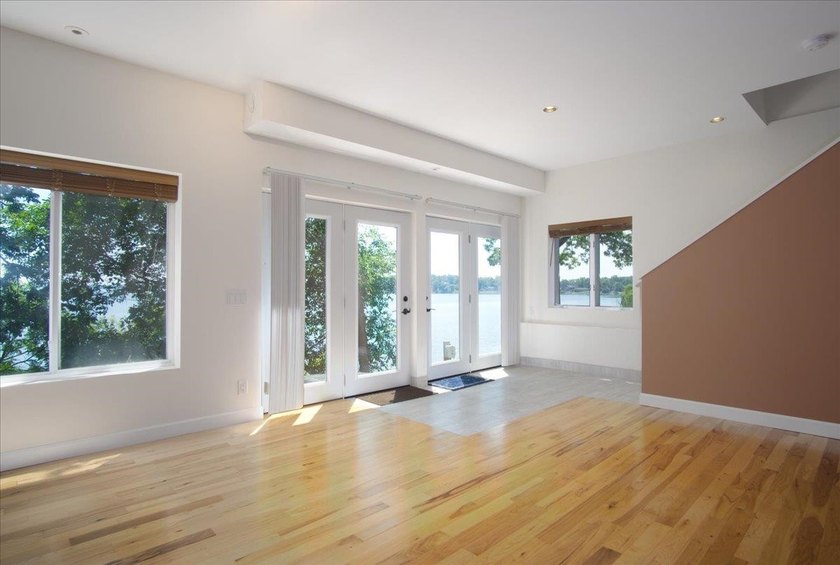 Beautiful LAKE KEGONSA HOME with 50' of frontage, pier, and - photo 48