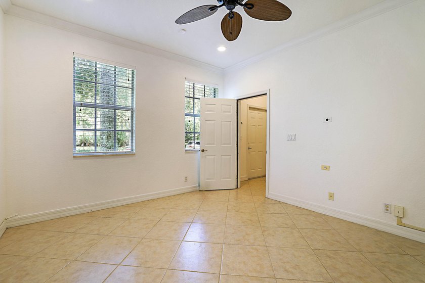 Welcome to Jupiter's Botanica community. A great location, close - photo 9