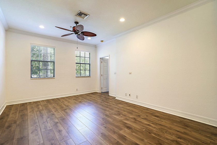 Welcome to Jupiter's Botanica community. A great location, close - photo 10
