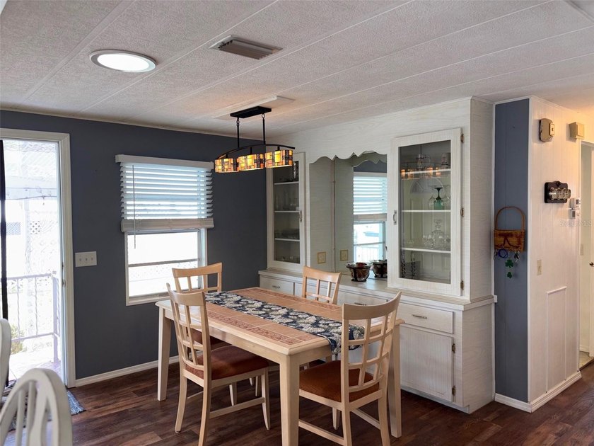 Looking for a 55+ mobile home community with lots of activities - photo 5