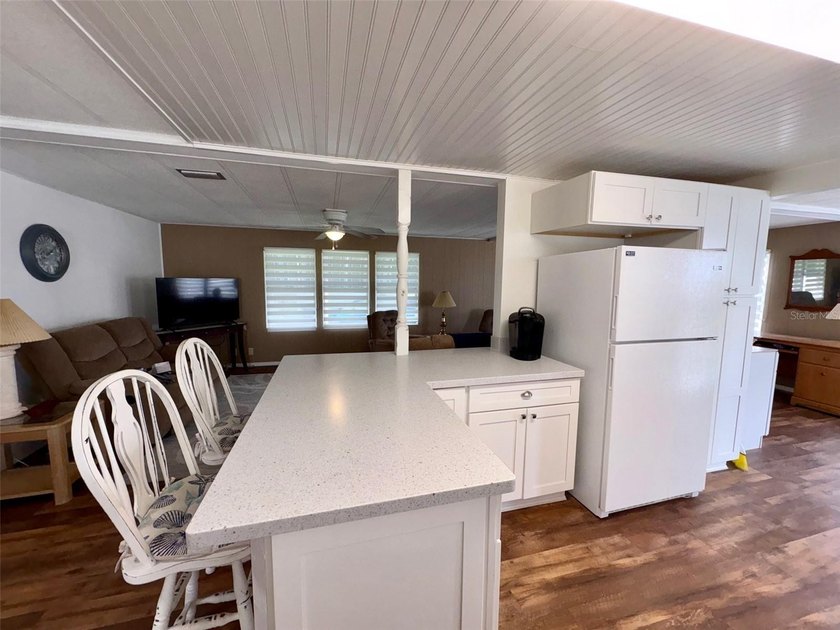 Looking for a 55+ mobile home community with lots of activities - photo 6
