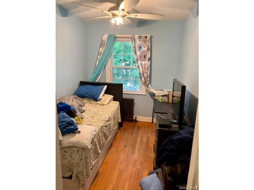 Well maintained brick Colonial. Handicap accessible with - photo 14