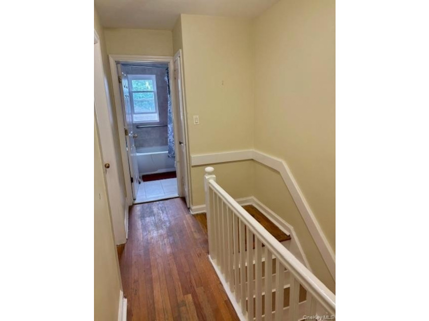 Well maintained brick Colonial. Handicap accessible with - photo 15