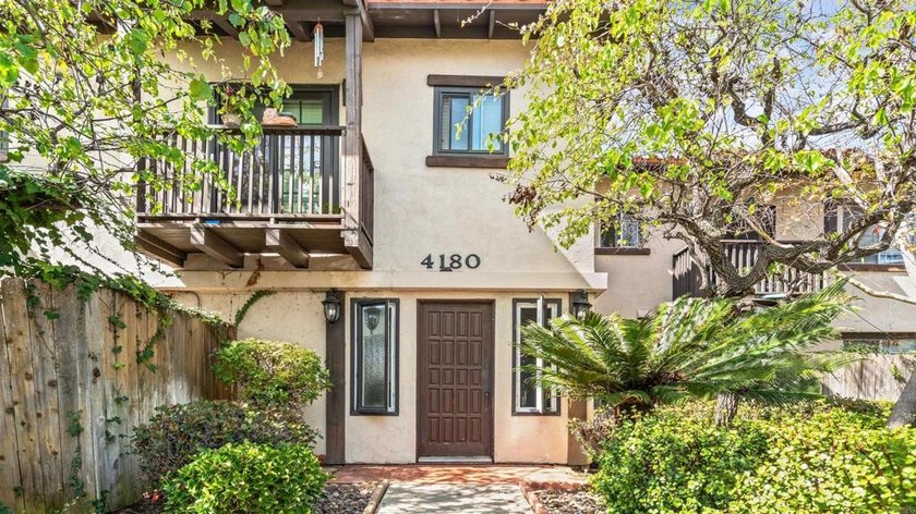 Welcome to this light and bright upstairs 1 bedroom, 1 bath - photo 20