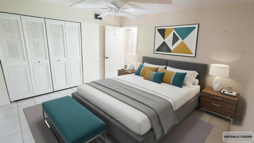 Welcome to this spacious and beautifully maintained condo - photo 13